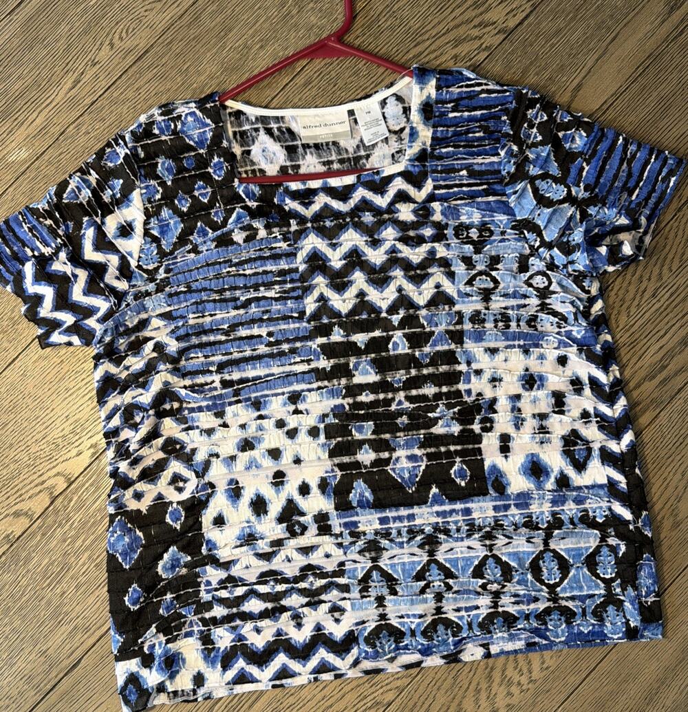 Alfred Dunner Women's Short Sleeve Top Size PM